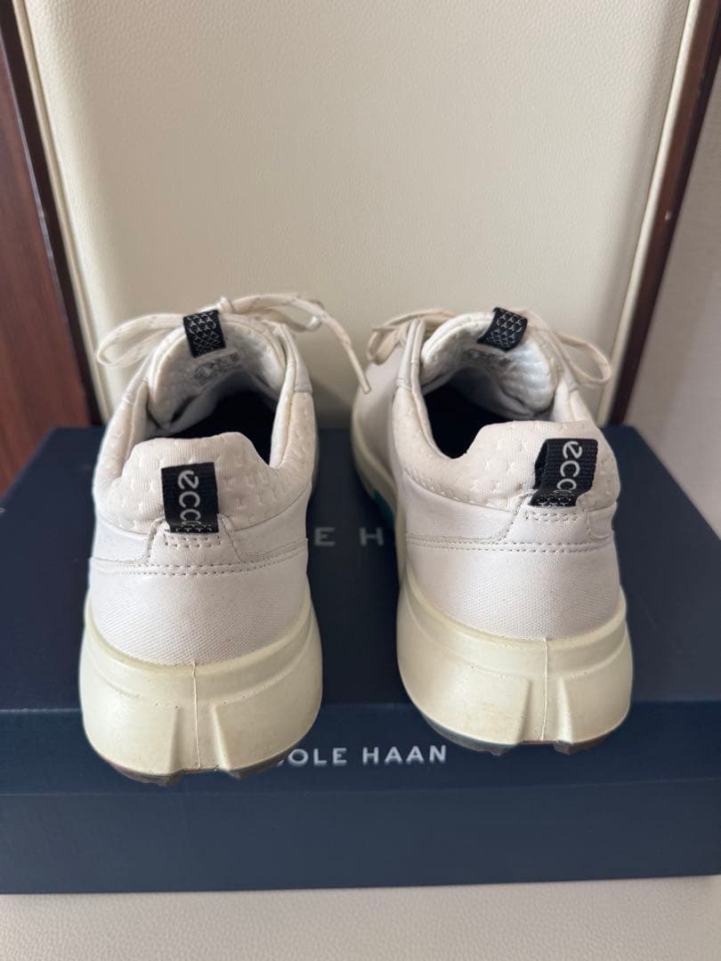 ecco 108203 01007 スパイクレス ゴルフシューズ ホワイト系