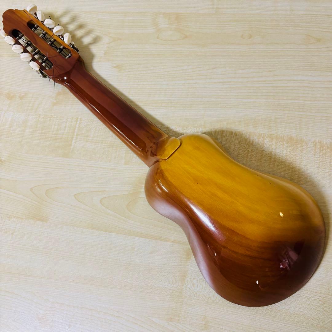 【希少品】　チャランゴ 民族楽器　ケース付属 送料込み