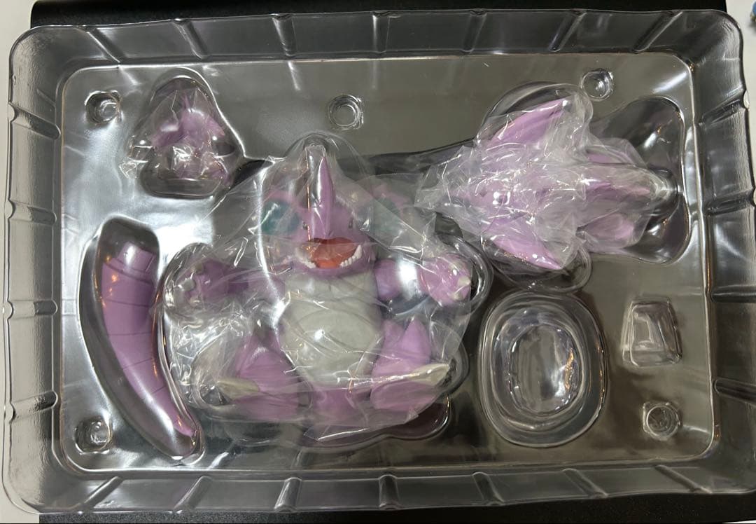 【にんじん@対応遅くなります】ポケモン　ニドキング進化セット