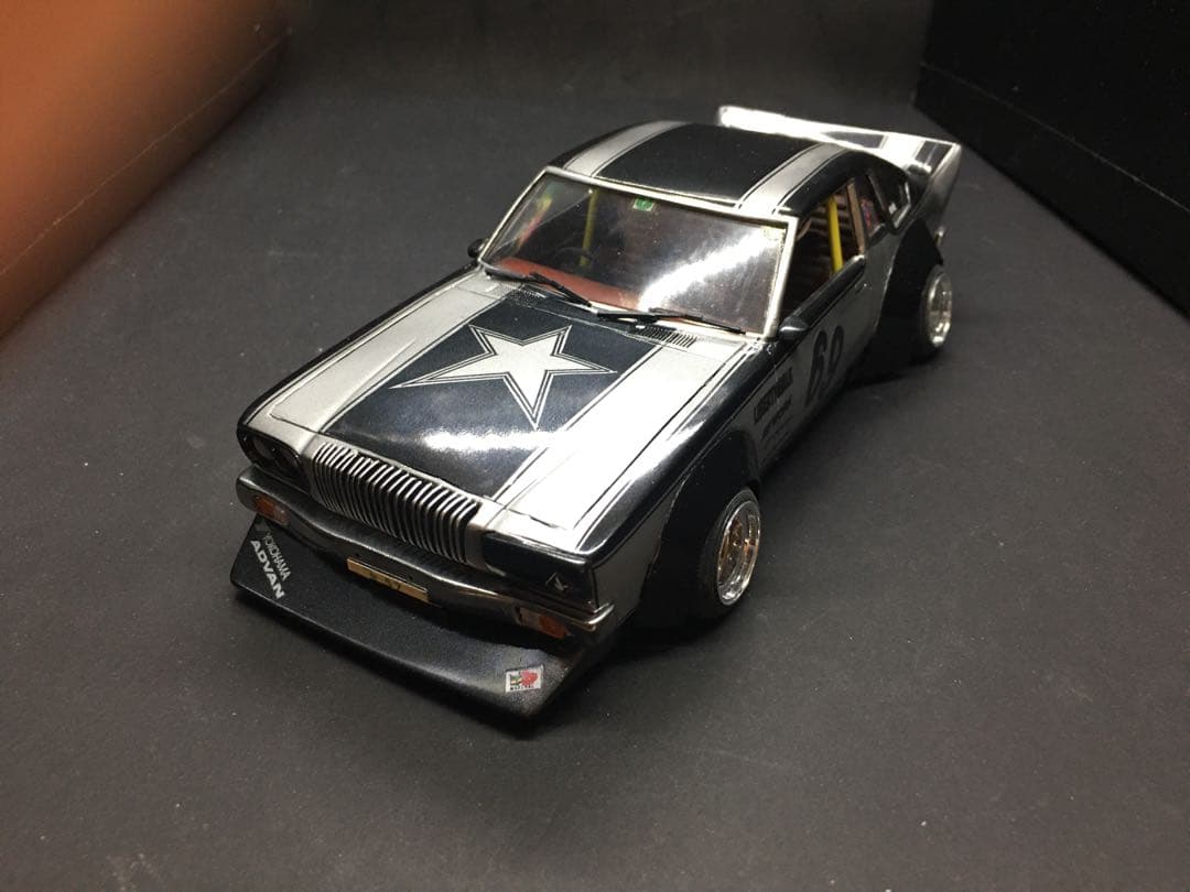 旧車プラモデル完成品コスモAPアオシマ