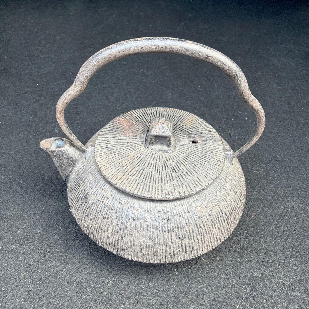 南部鉄器　茶瓶