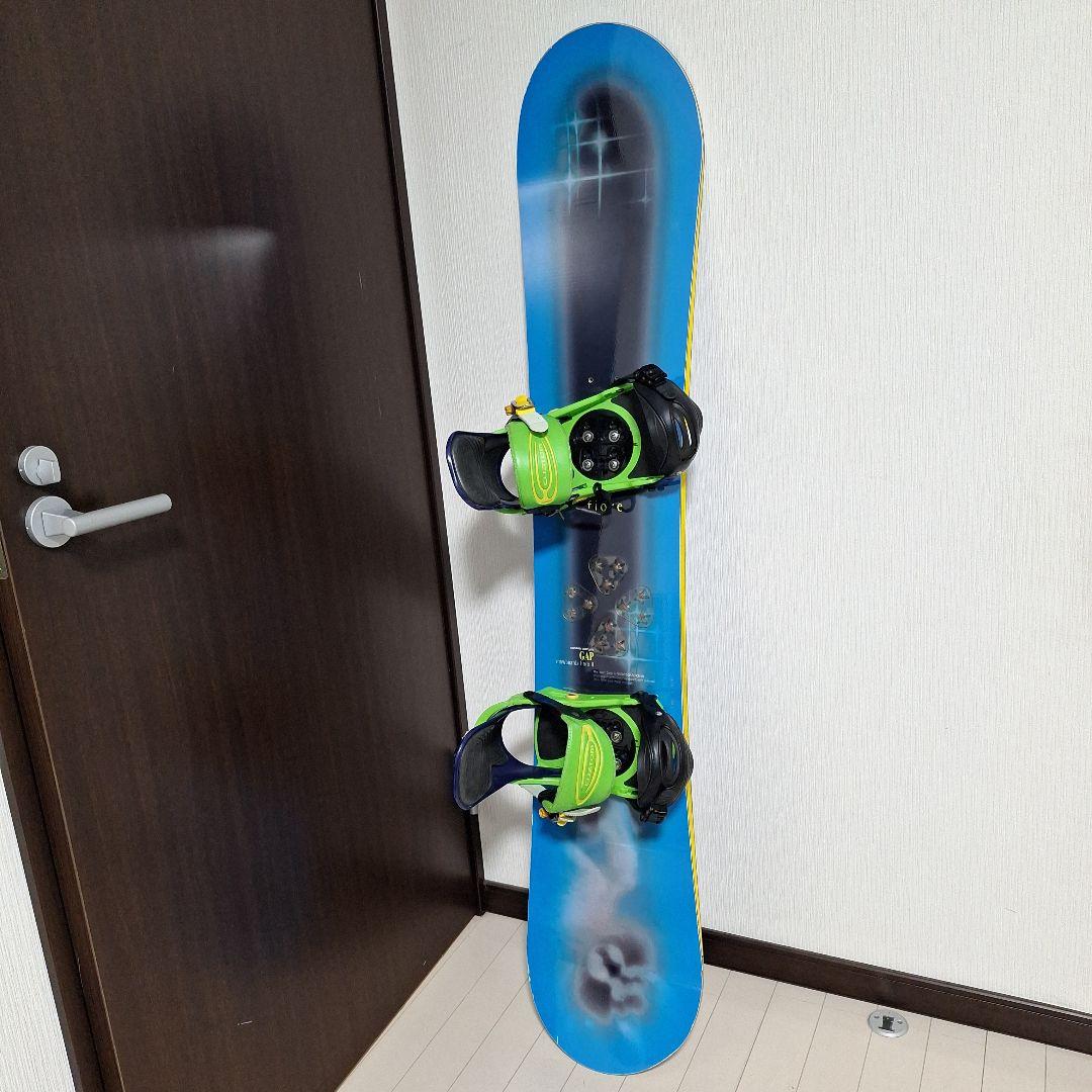 スノーボードセット　GAP稀少フィオレ１４７センチ　バートンカスタムMサイズ