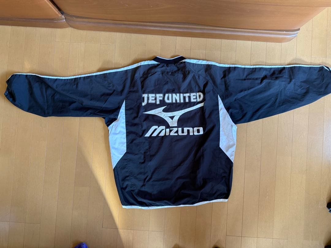 ジェフユナイテッド市原　支給ピステ上下セット