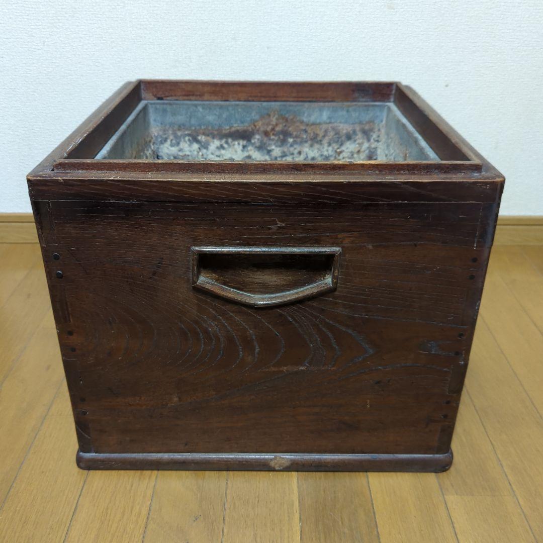 木製角火鉢　工芸品　レトロ　古民家　アンティーク