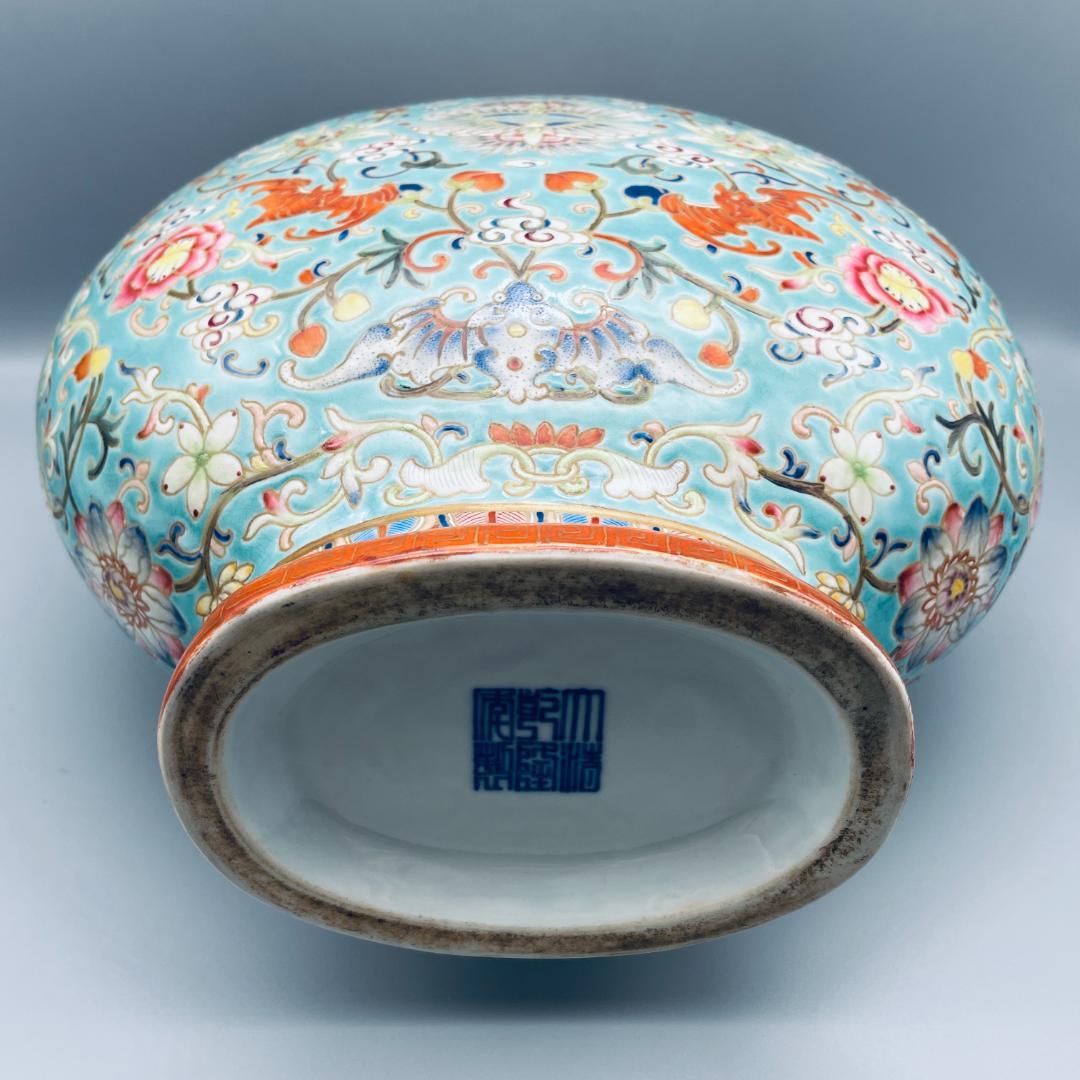 【清】陶磁器 神獣紋 大清乾隆年製 粉彩双耳花瓶 中国美術 41cm 古杉箱入