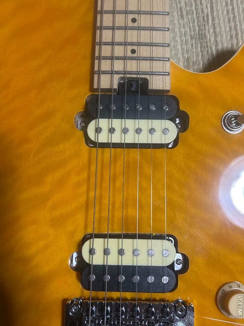 ミュージックマン風コピーモデルギター　AXIS