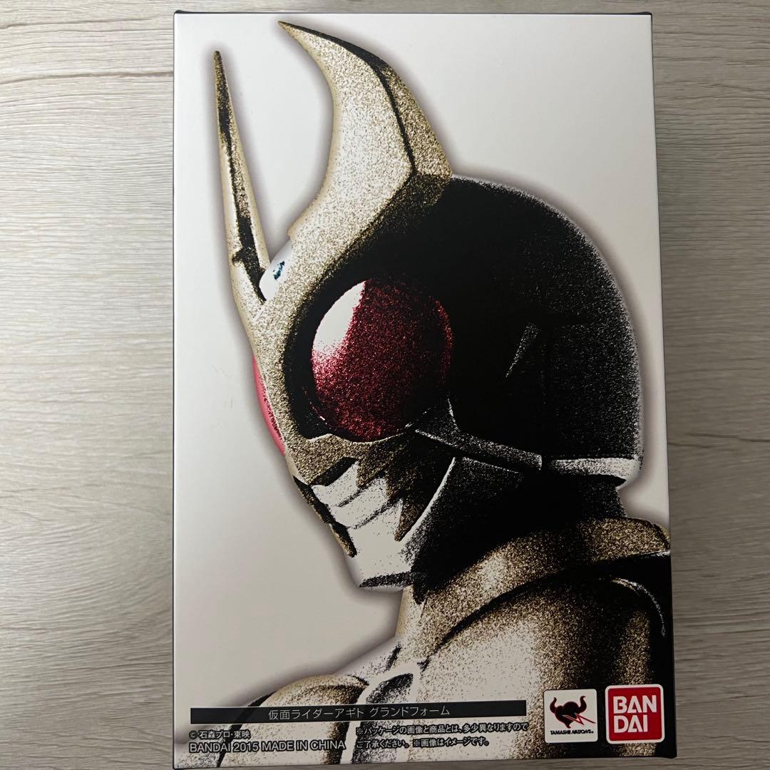 S.H.Figuarts 真骨彫製法　仮面ライダーアギト　グランドフォーム