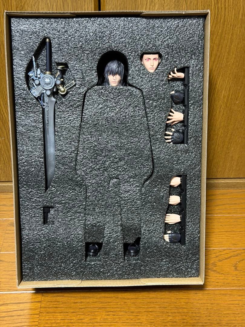 プレイアーツ真　ファイナルファンタジーXV ノクティス