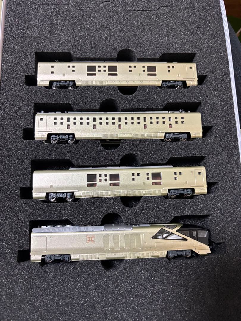 KATO E001形 四季島 Nゲージ　カトー純正室内灯付き