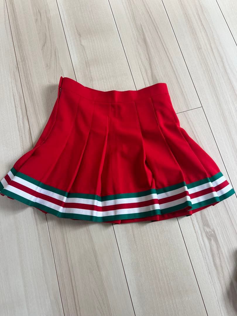 チアリーディングウェア 上下セット　赤