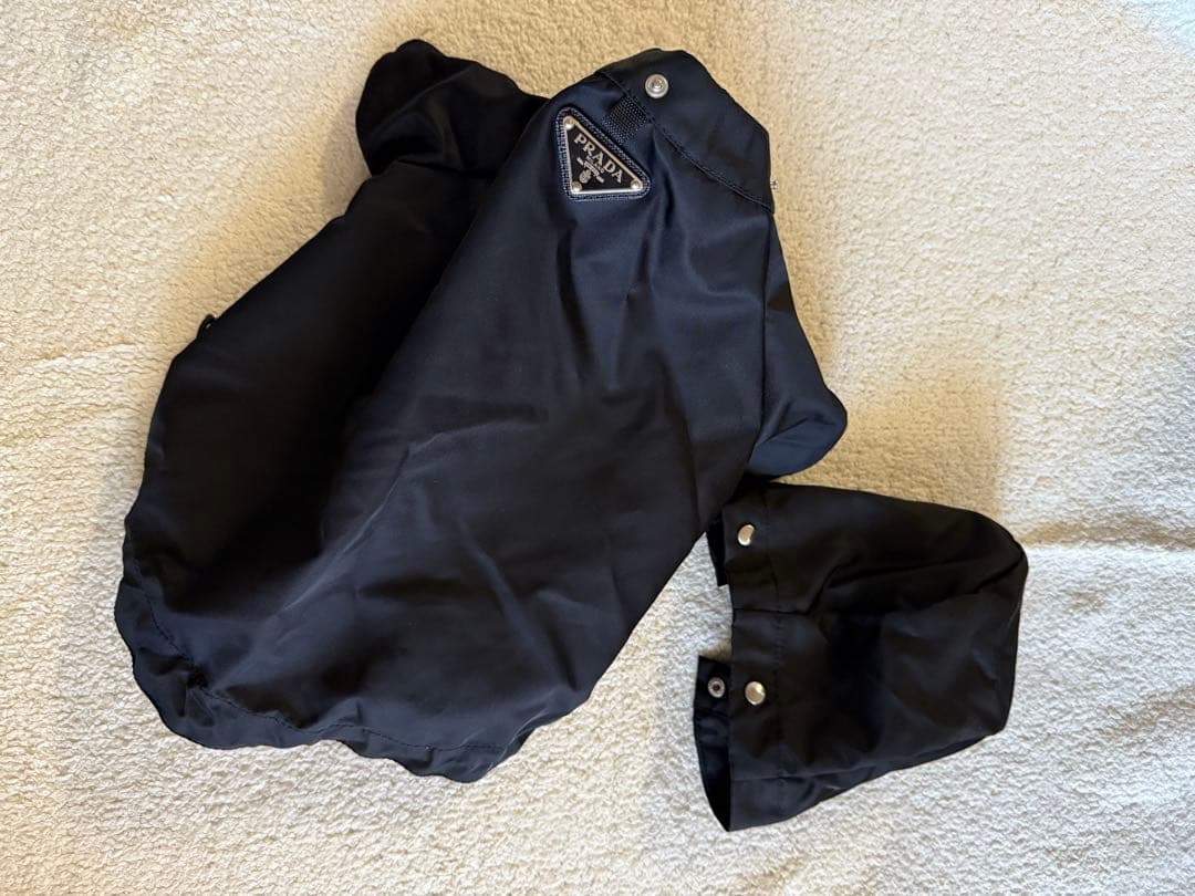 PRADA Re-Nylon ドッグレインコート ブラック