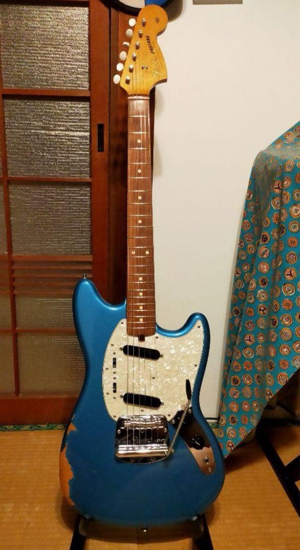 ジミヘン⭐︎Fender VINTERA 60S Mustang