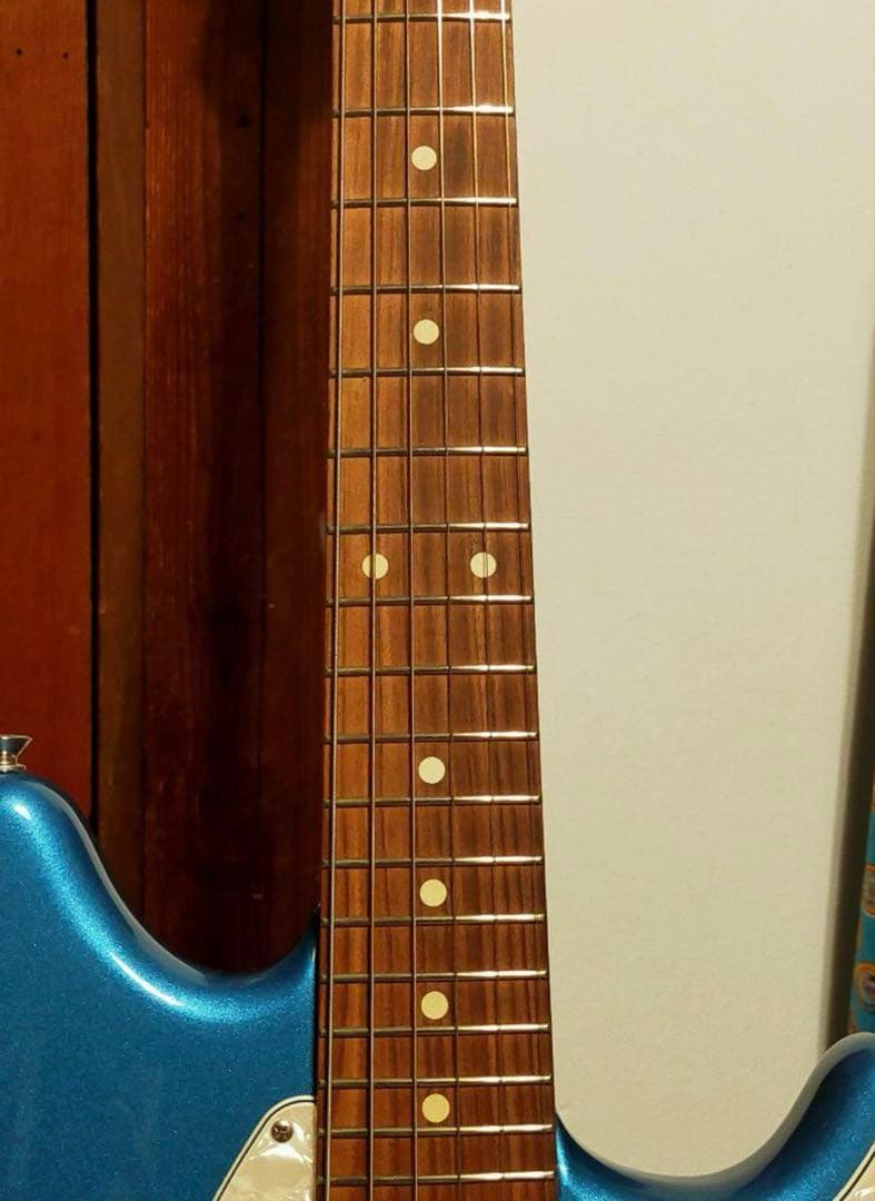 ジミヘン⭐︎Fender VINTERA 60S Mustang