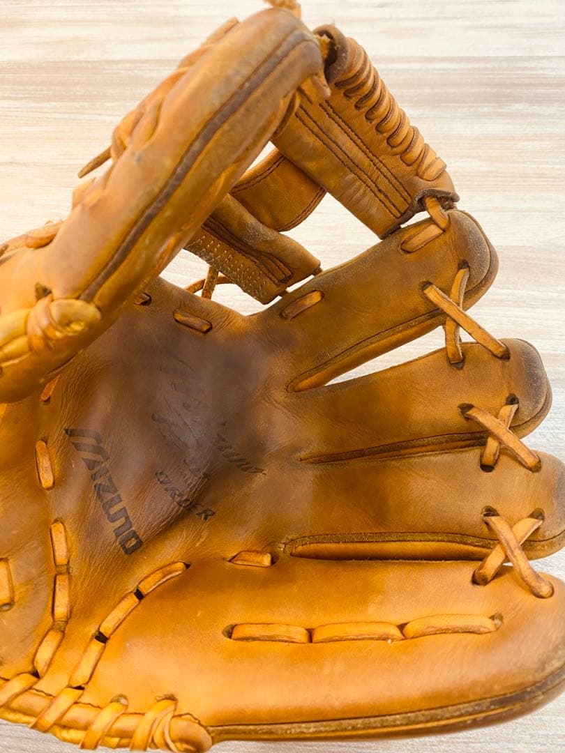 ミズノプロ　一般軟式内野手用　グローブ