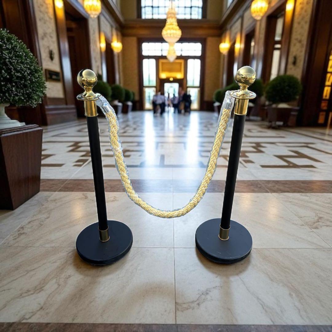 ロープパーテーション ポールベース2台・ロープ付き