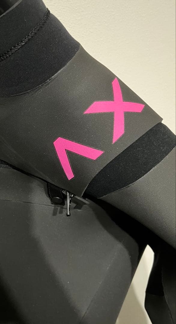 AXXE（アックス）セミドライウェットスーツ ブラック/グレー