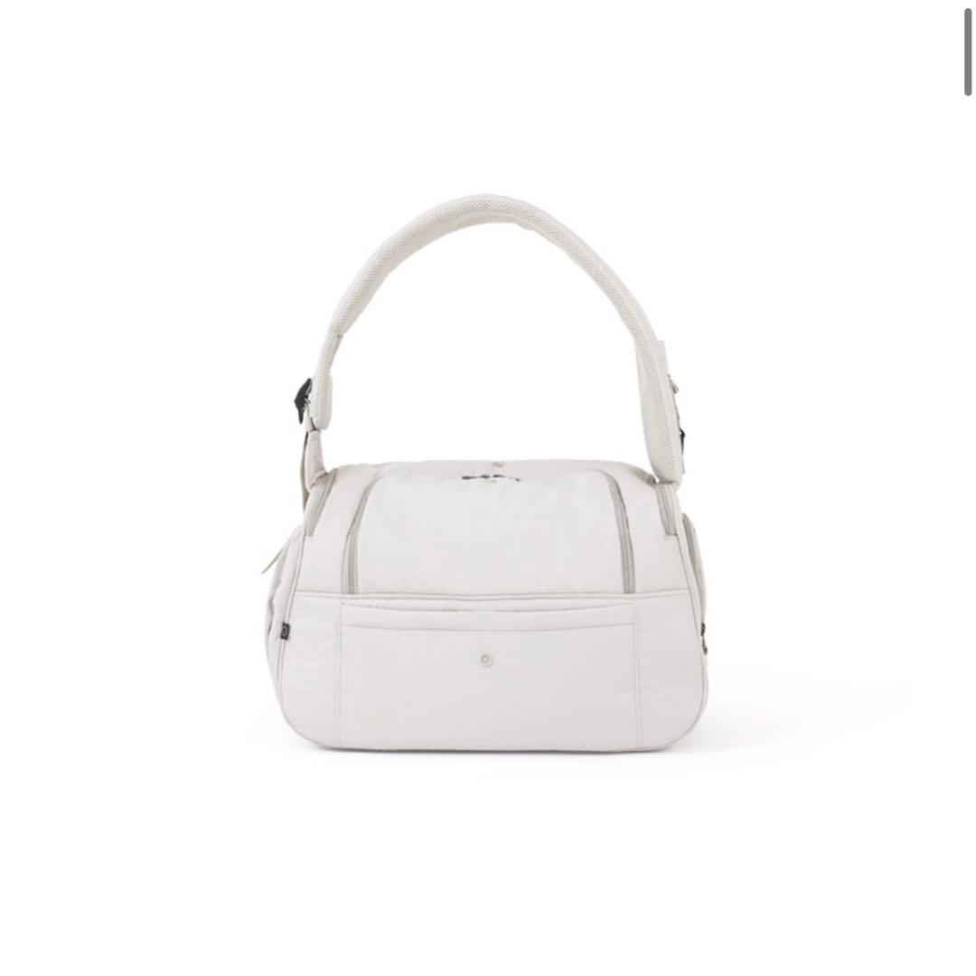 【新品未使用】SSOOOK スリングバッグ（V.スマート、バッグが右側）