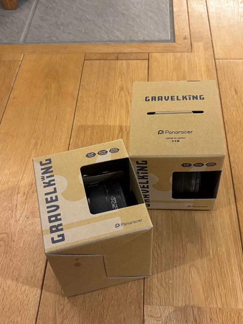 パナレーサー　アジリスト　30c チューブレスタイヤ　グリップまだまだあります。