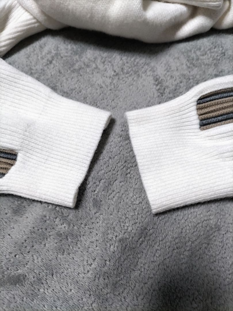 マスターバニー　裏地付き　ニットジャケット　23年モデル 白系