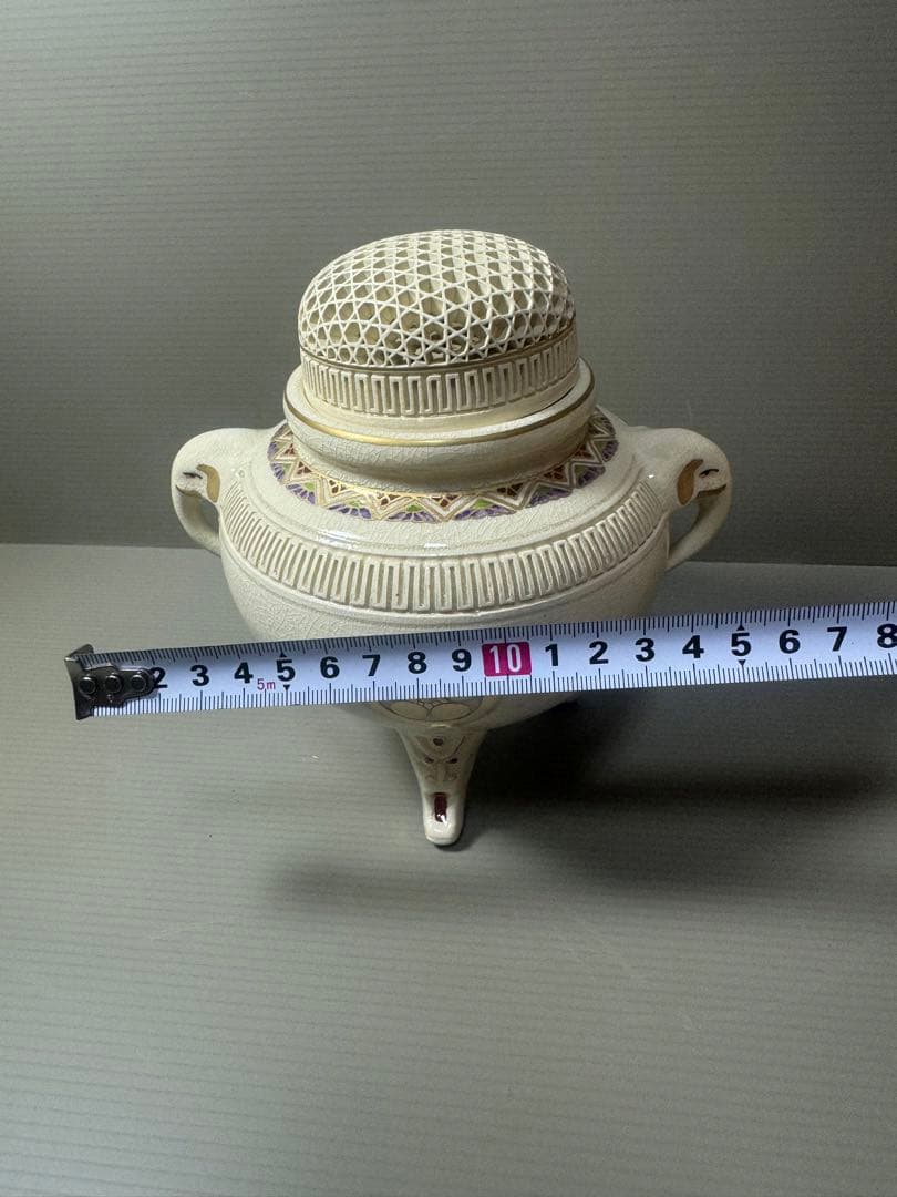 2067 薩摩焼　紋入香炉　梅模様香合　未使用