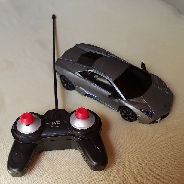 ランボルギーニ　ラジコン