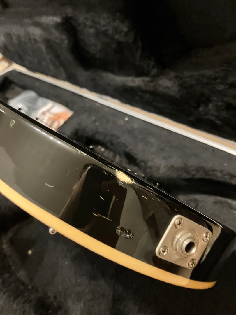 ギター MUSIC MAN AXIS T-RED w/TREM