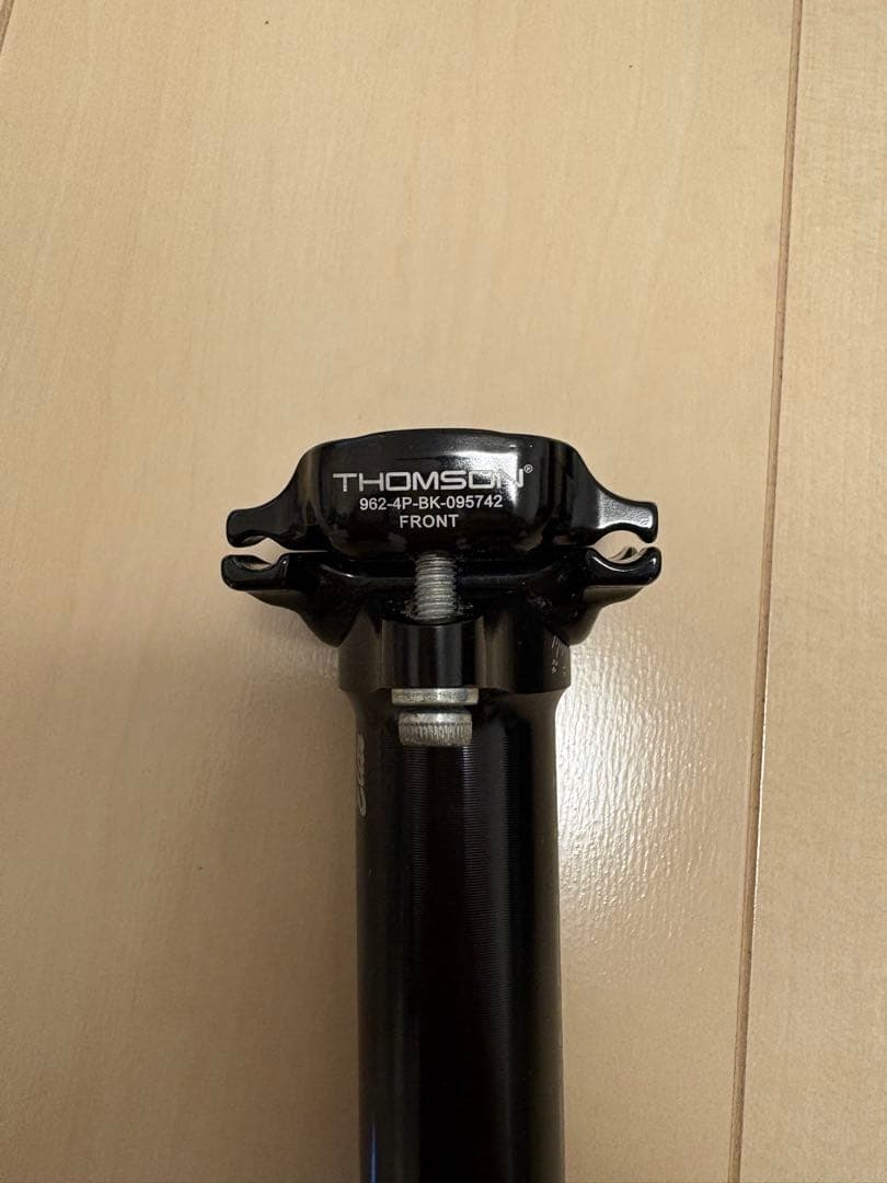 THOMSON シートポスト 27.2x250mm ブラック