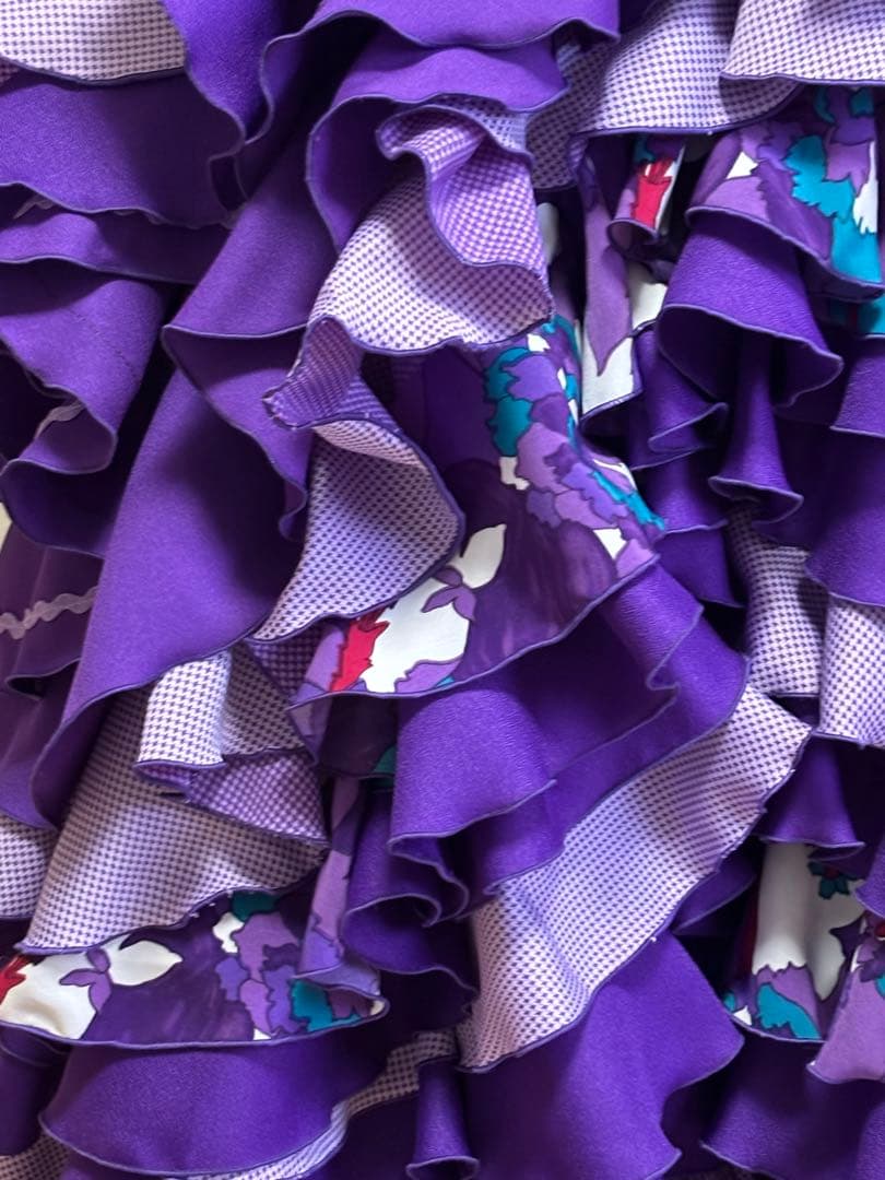 お値下げ♥　フラメンコ　ファルダ 　紫 　後ろ上がりボランテ　ゆとりサイズ