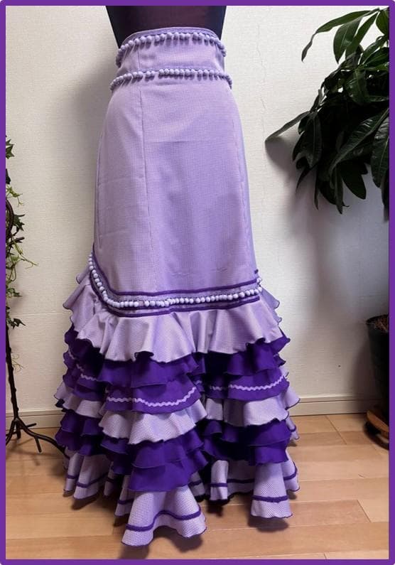お値下げ♥　フラメンコ　ファルダ 　紫 　後ろ上がりボランテ　ゆとりサイズ
