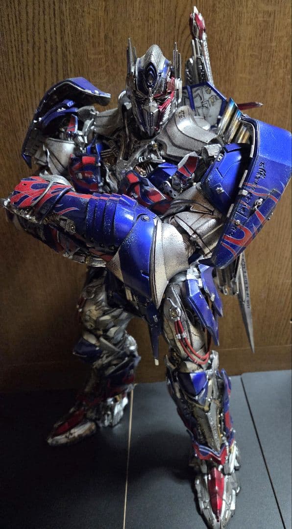 トランスフォーマー　スリーエー オプティマスプライム 最後の騎士王ver