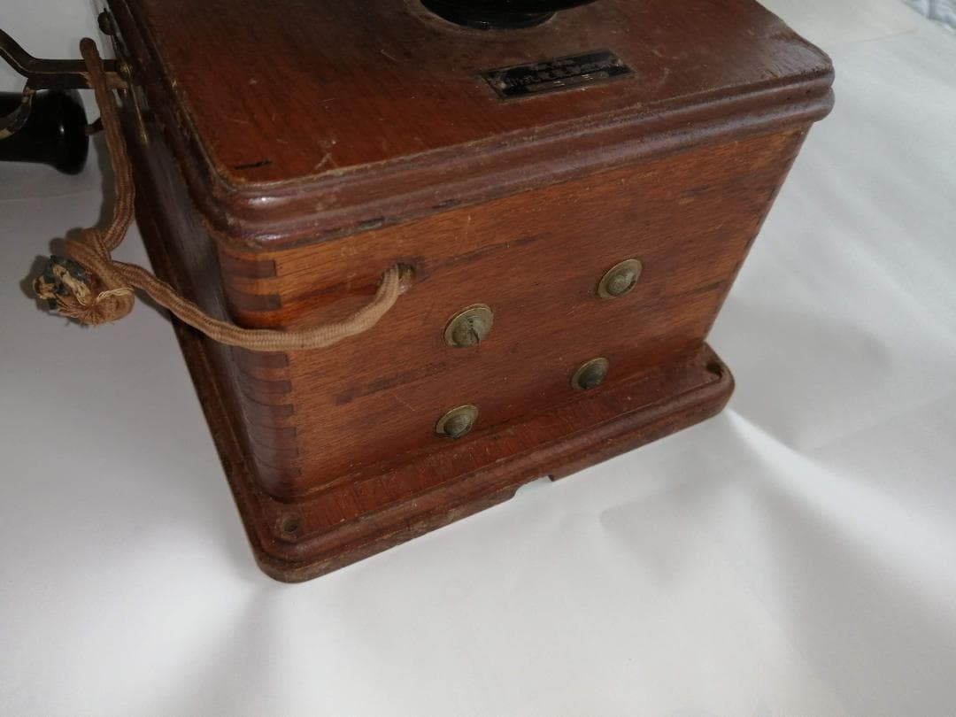 デルビル磁石式壁掛電話機 1927年製