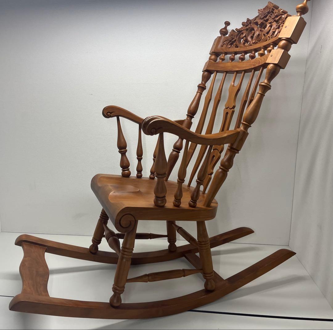 希少 木製 ロッキングチェアー 彫刻入 揺り椅子 ウッドチェア アームチェア