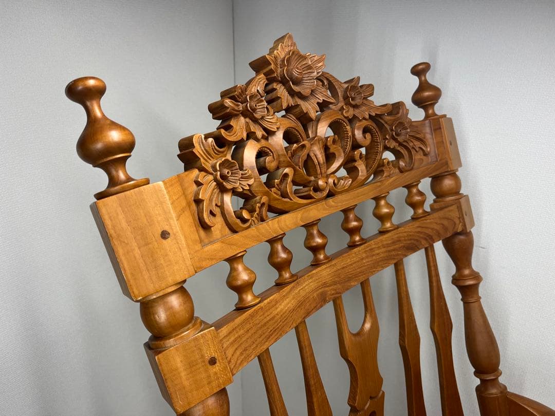 希少 木製 ロッキングチェアー 彫刻入 揺り椅子 ウッドチェア アームチェア