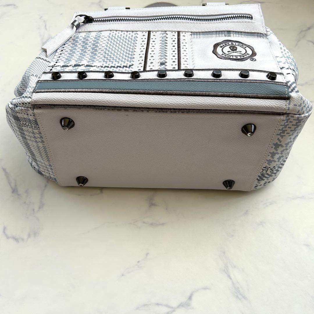 完売品 マークアンドロナ 2024年モデル カートバック レザー ホワイト