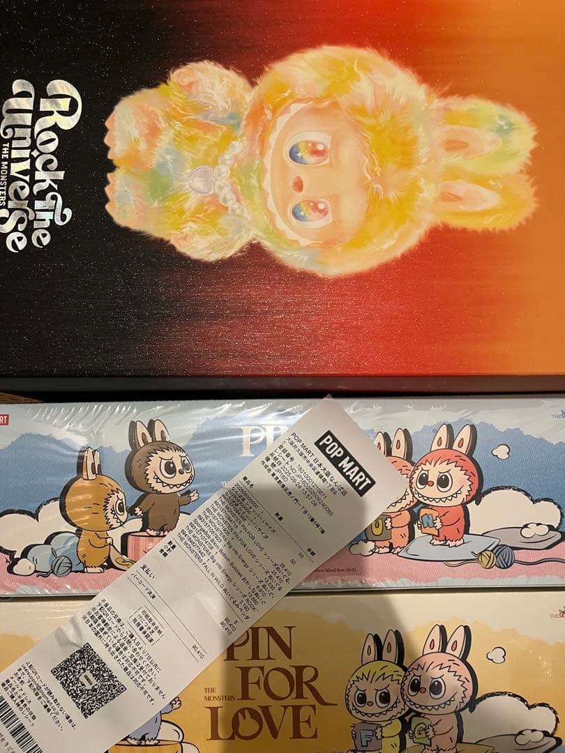 ラブブ ROCK THE UNIVERSE Vinyl Plush Doll