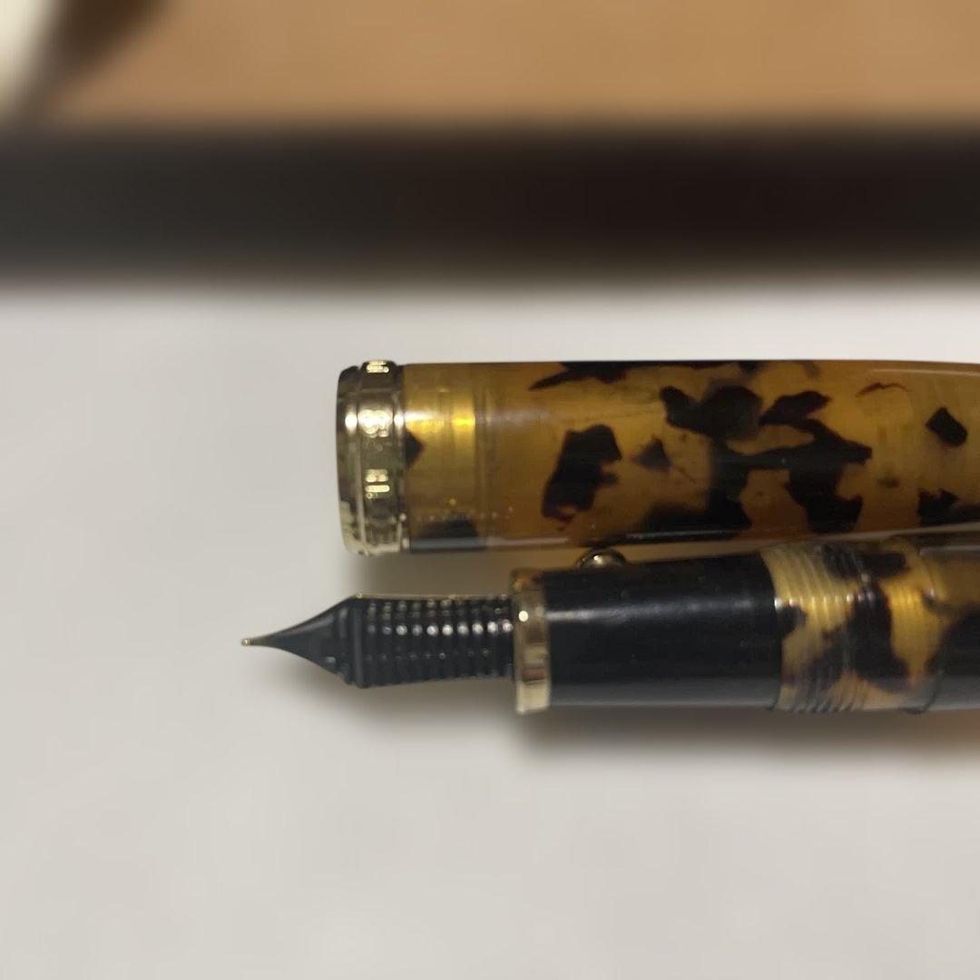 廃盤品　鼈甲　べっ甲　SAILOR セーラー　FOUNDED 1911 万年筆
