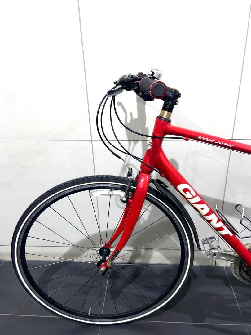 美品！GIANT escape R3クロスバイク　ジャイアント　エスケープrx3