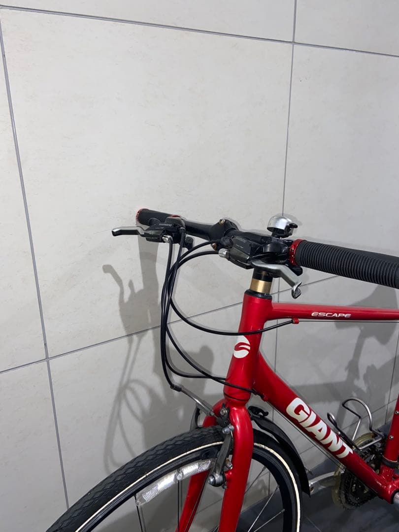 美品！GIANT escape R3クロスバイク　ジャイアント　エスケープrx3