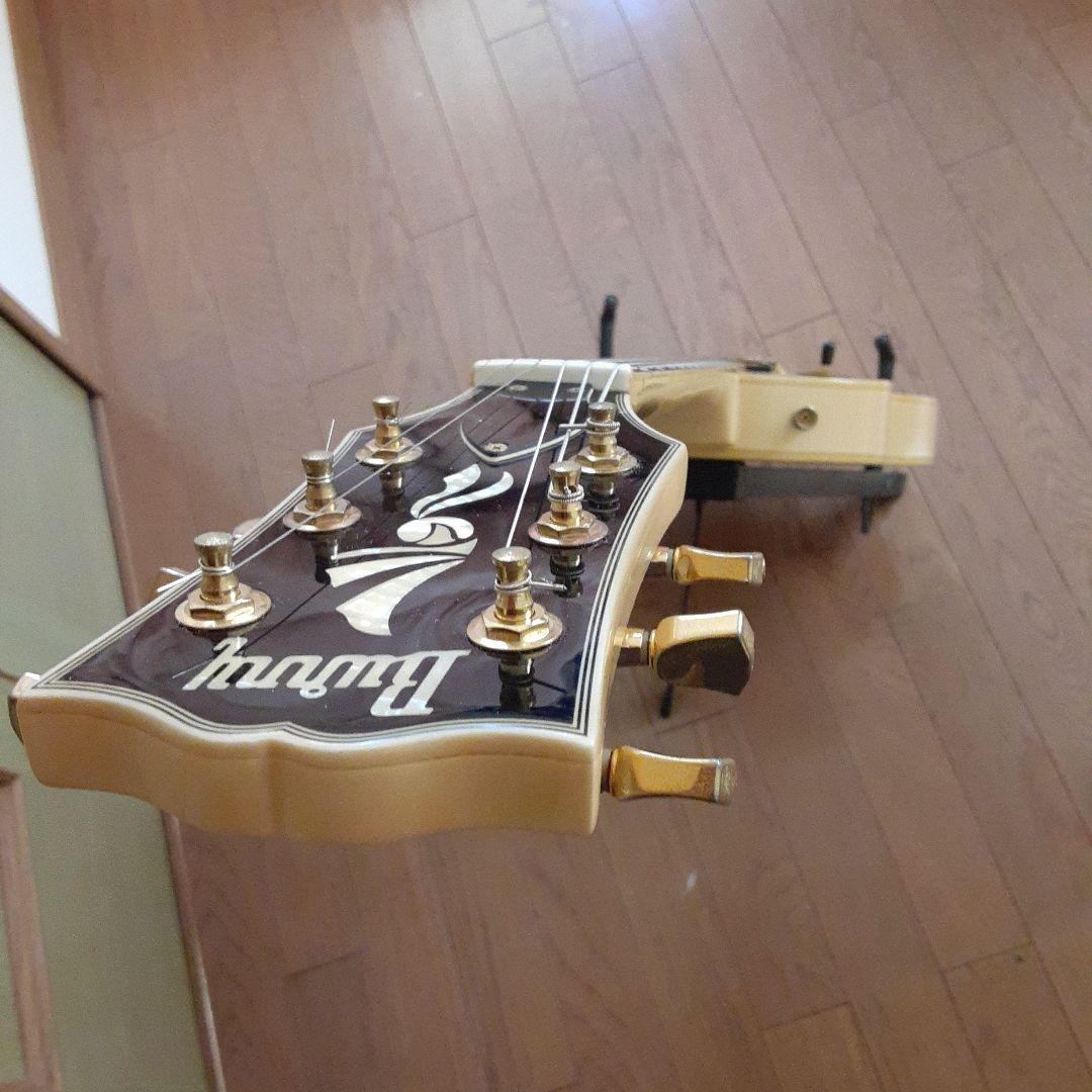 渋色　Burny レスポールエレキギター アイボリー　タッチペンあり
