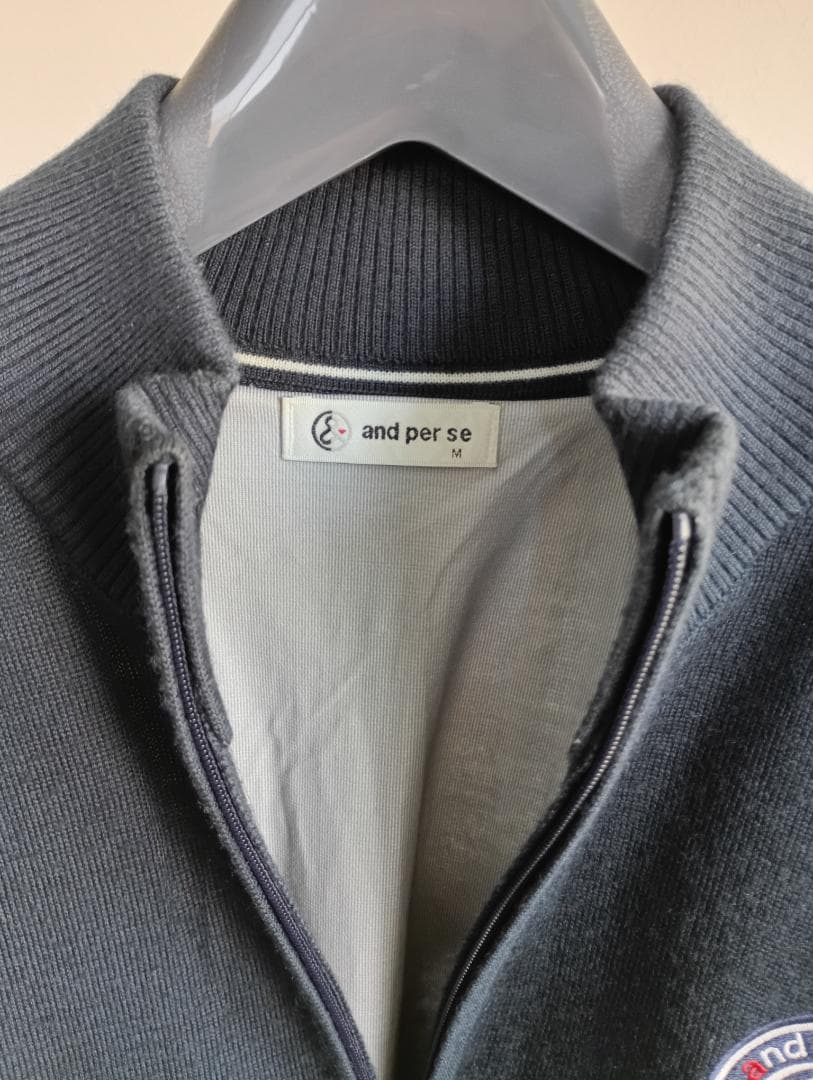 and per se アンパスィ ジップアップセーター