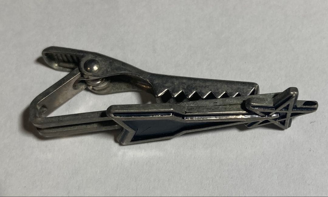 【激レア品】ウルトラマン 流星バッジ ネクタイピン