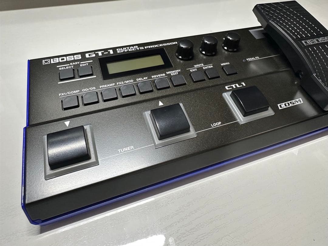 BOSS GT-1　ギター　マルチエフェクター