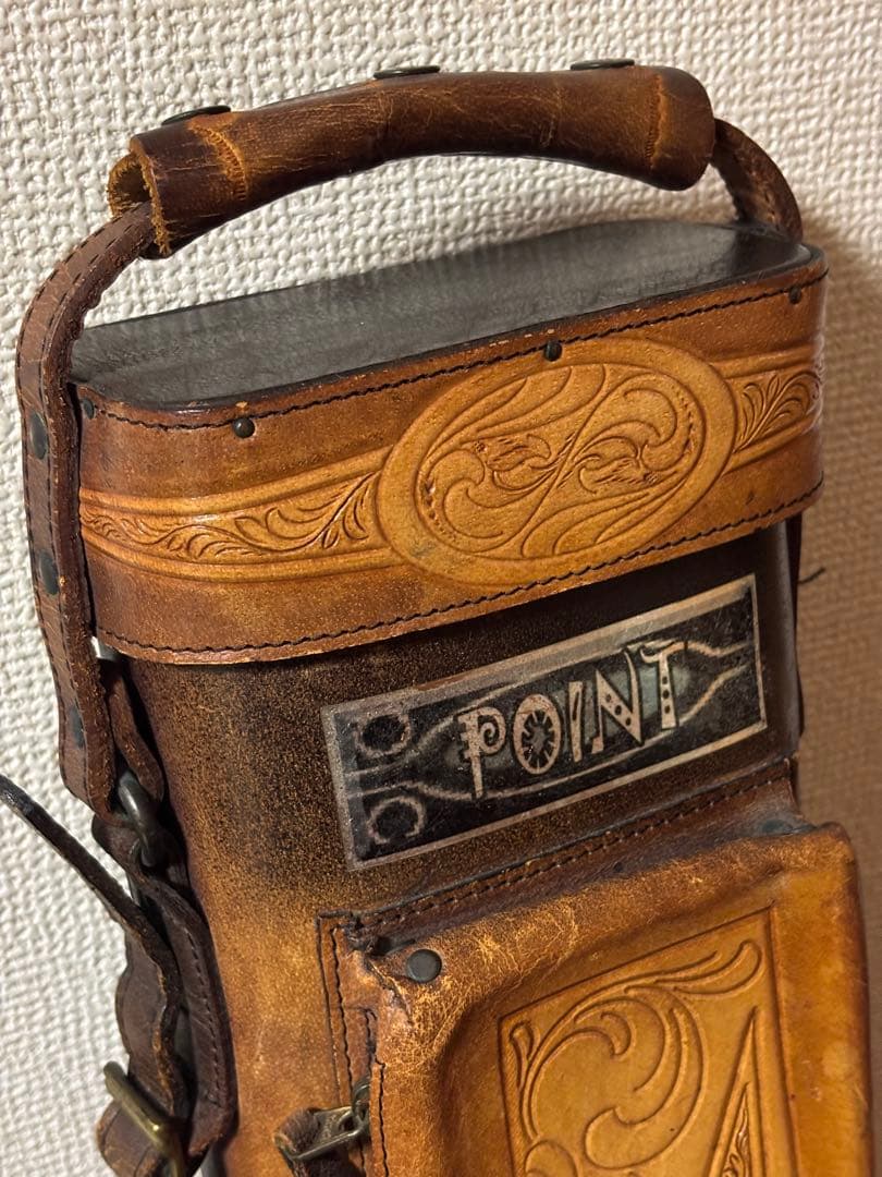 ビリヤードキューケース 素材レザー革