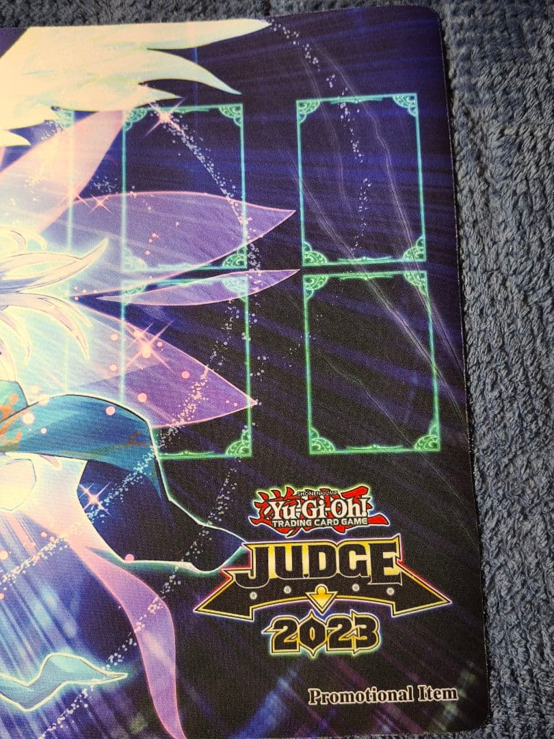 難　遊戯王　英語版　月女神の鏃　judge 2023 プレイマット　アポロウーサ