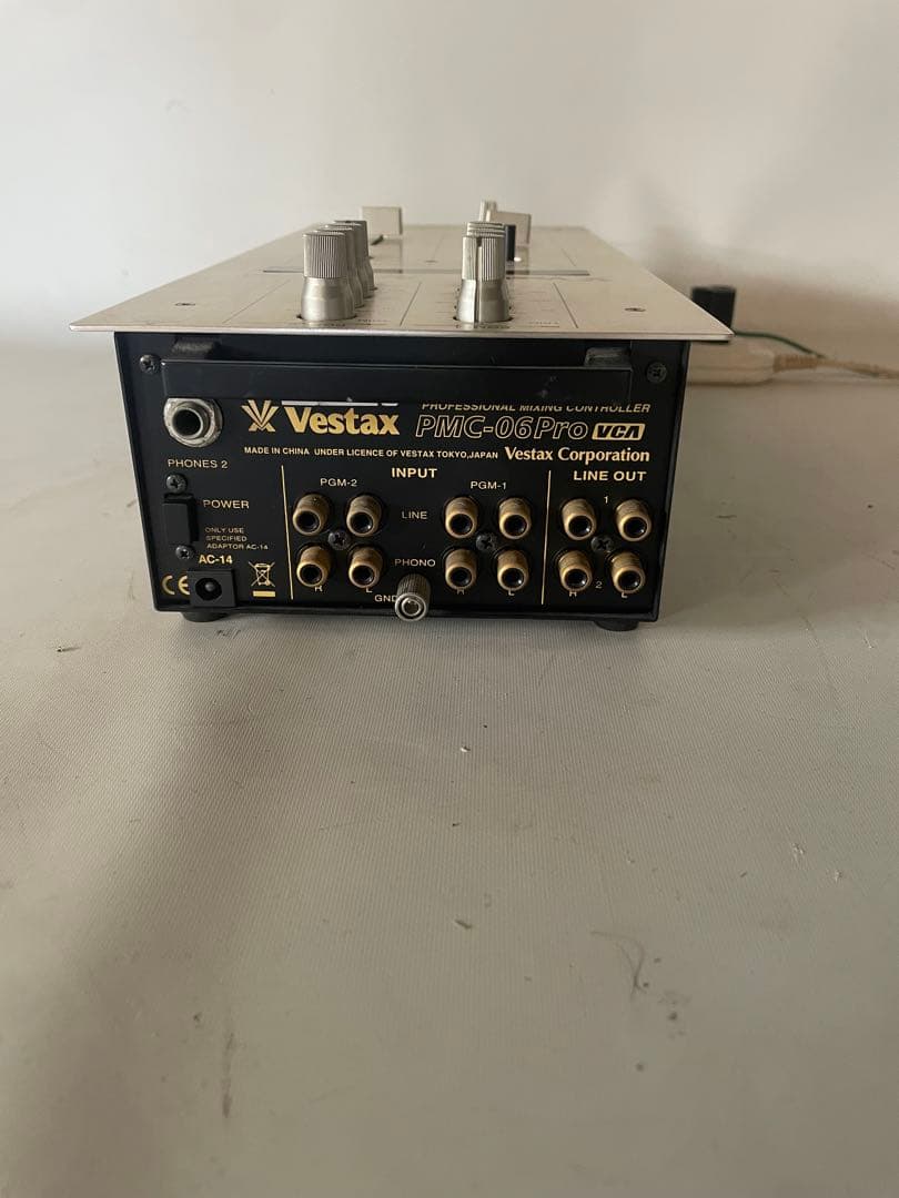 Vestax DJミキサー PMC-06 Pro