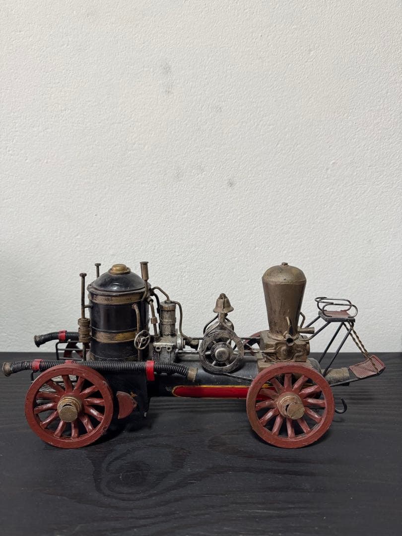 金属製蒸気機関車模型 赤黒