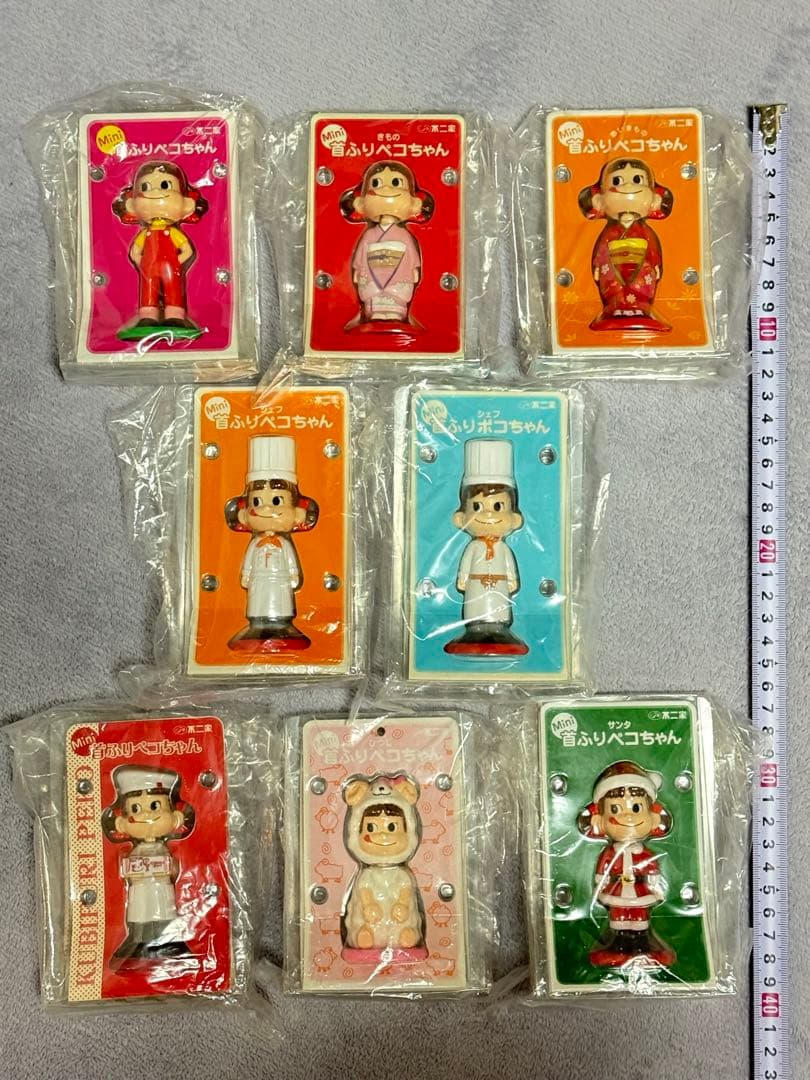 不二家　未開封　首ふりペコちゃん　ペコちゃん人形　首ふりポコちゃん　8種類
