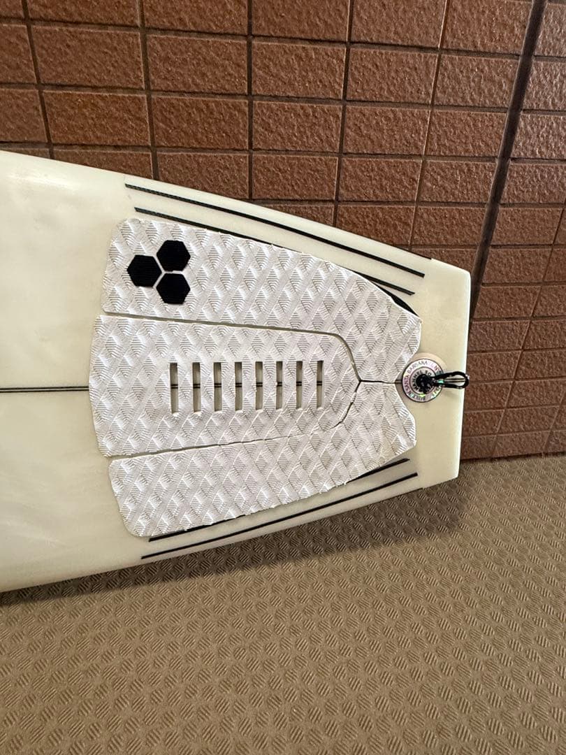 y　 アルメリック　5’8”ネックベアード2 USシェイプ日本正規品