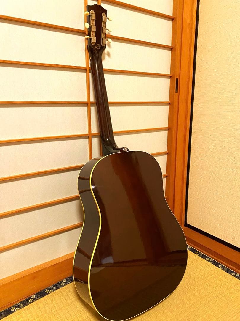 Gibson 1960s J-45 Custom Shop製