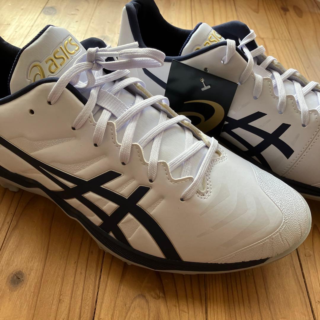 新品未使用品asics スパイク27.5㌢